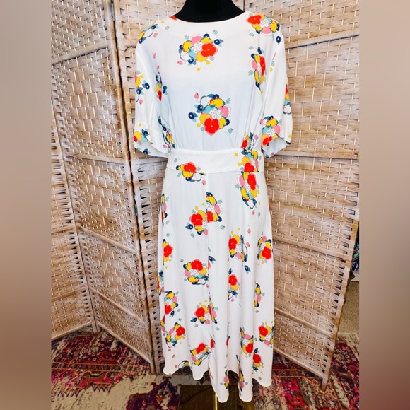 BODEN RUTH IVORY BOUQUET MIDI DRESS | Size 12 - Picture 3 of 12